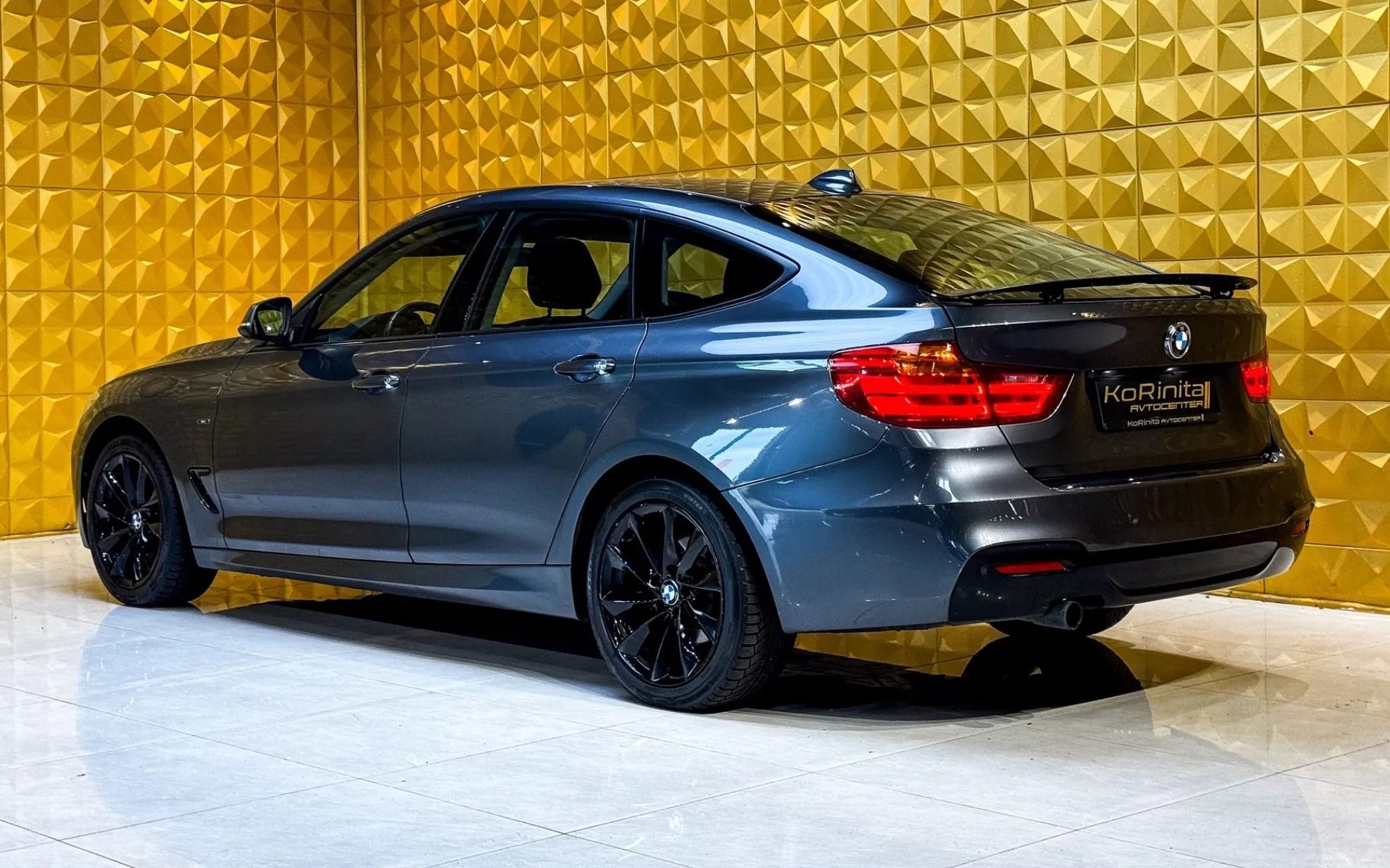 Notranja slika - BMW serija 3 Gran Turismo: - 320d AUT.-M Sport-NAVI-TEMP-GRETJE-EL PRTLJAZNIK - 7