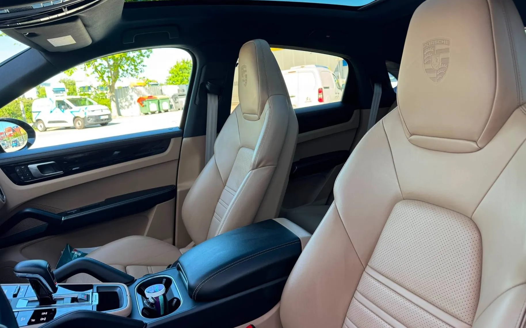 Zunanja slika - Porsche Cayenne Coupe - 3.0 PLATINUM EDITION SAMO 34.000km - 3