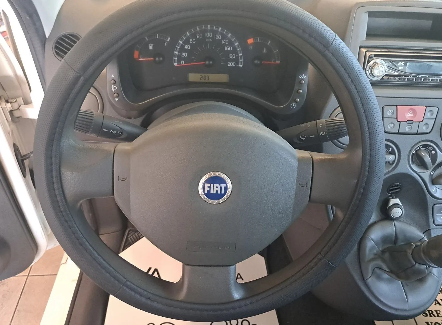 Zunanja slika - Fiat Panda - 1.1 - 10