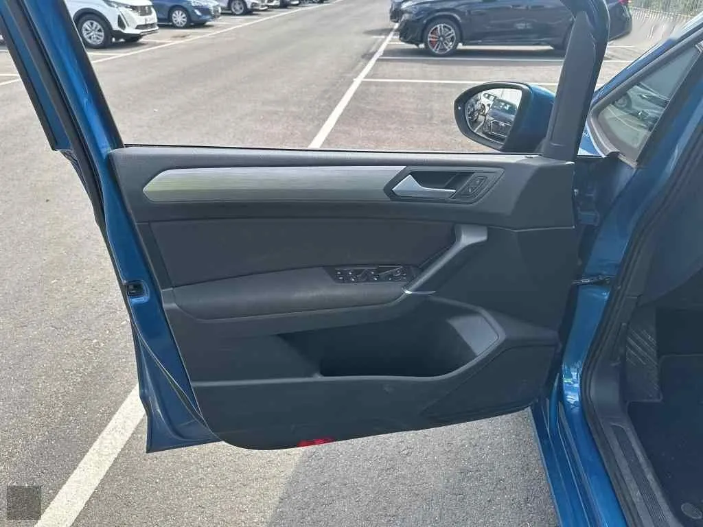 Zunanja slika - Volkswagen Touran - 2.0 TDI DSG.NEMŠKI+4ALU.KAMERA.NAVI.VELUR.ACC.LED - 11