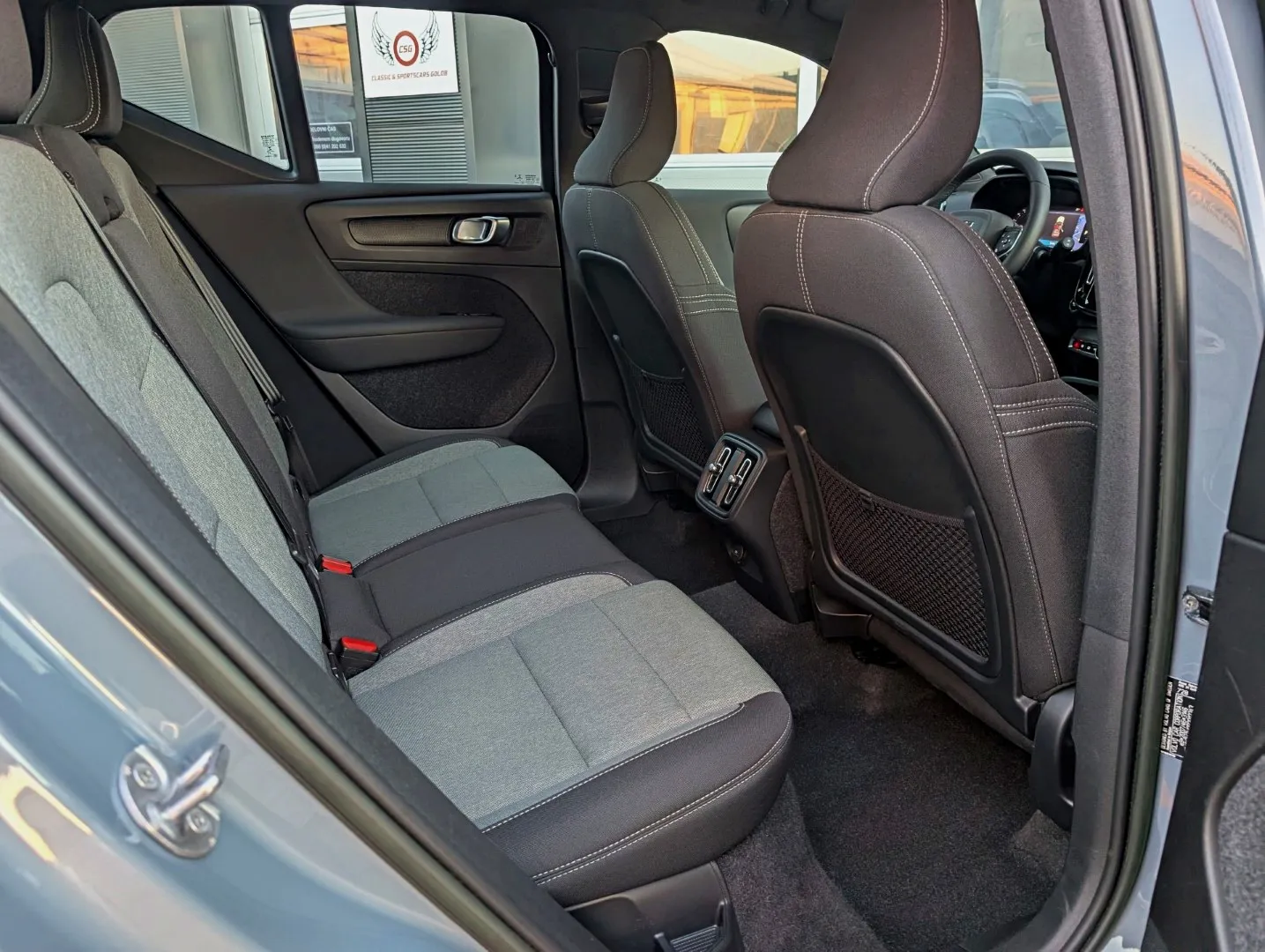 Zunanja slika - Volvo XC40 - 2.0 B3 aut. LED|Kamera|Navi|2xPDC|Keyless - 13