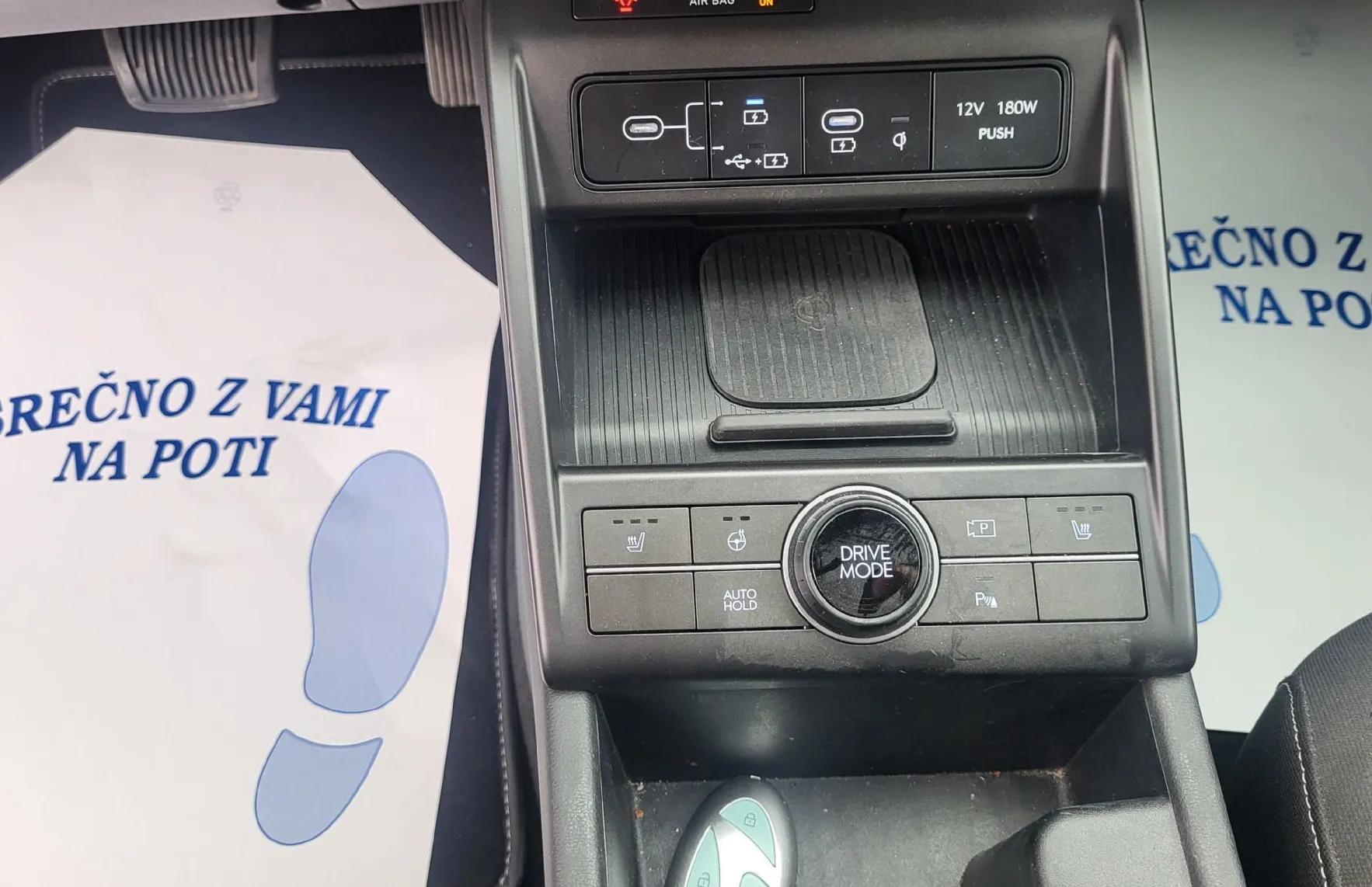 Zunanja slika - Hyundai Kona - EV 48.4 kWh Premium slo-1last-tov.garancija-navi - 13