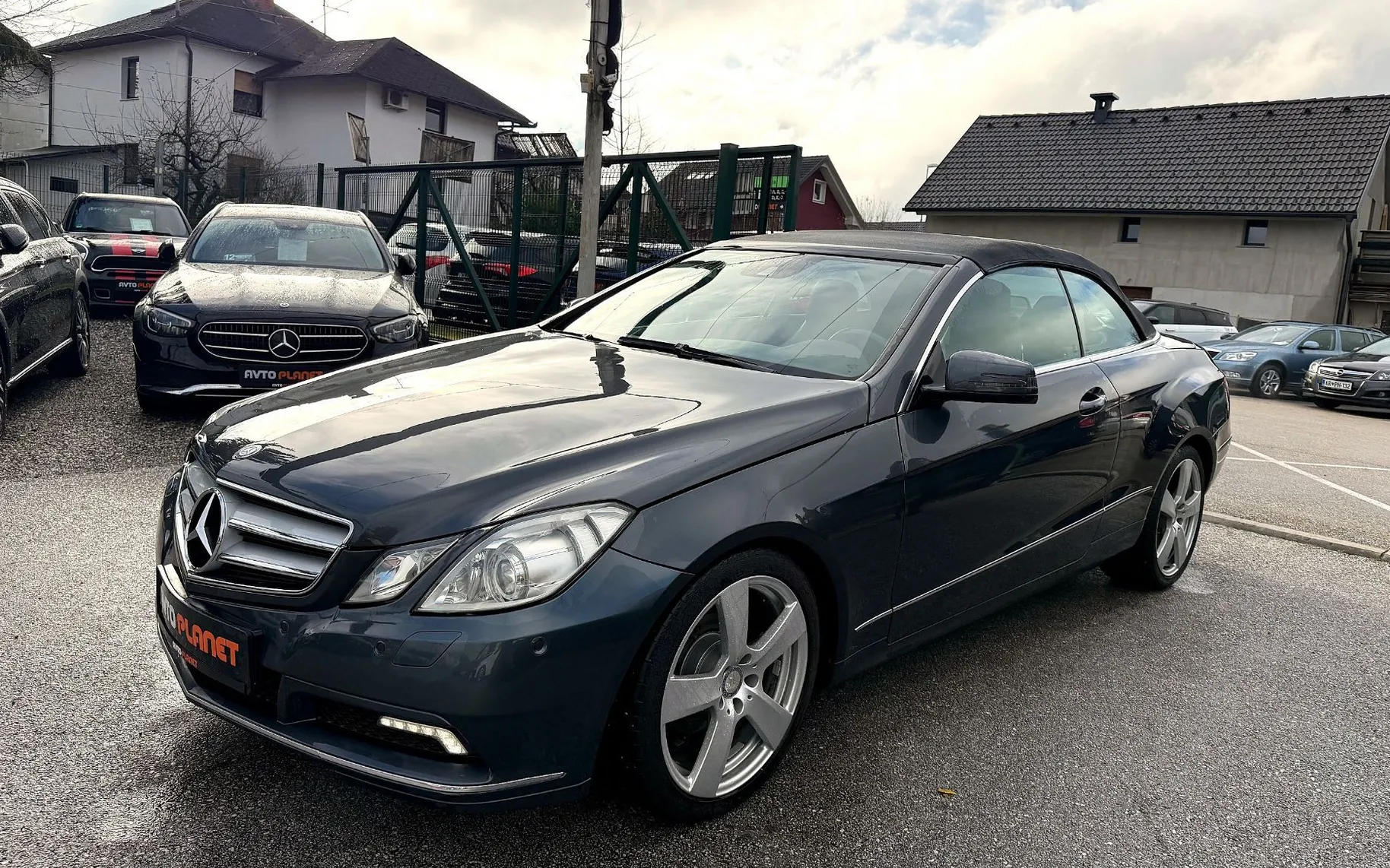 Zunanja slika - Mercedes-Benz E-Razred - E 220 CDI AVANTGARDE AUT. LED XENON NAVI ALU18 - 4