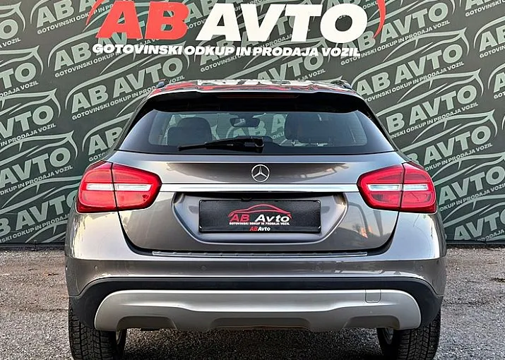 Zunanja slika - Mercedes-Benz GLA-Razred - GLA 200 CDI+MRTVI KOT+PRIKLOP+KAMERA+LEASING+TOP - 6