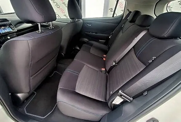 Zunanja slika - Nissan Leaf - Elektro 39 kWh Acenta - 12