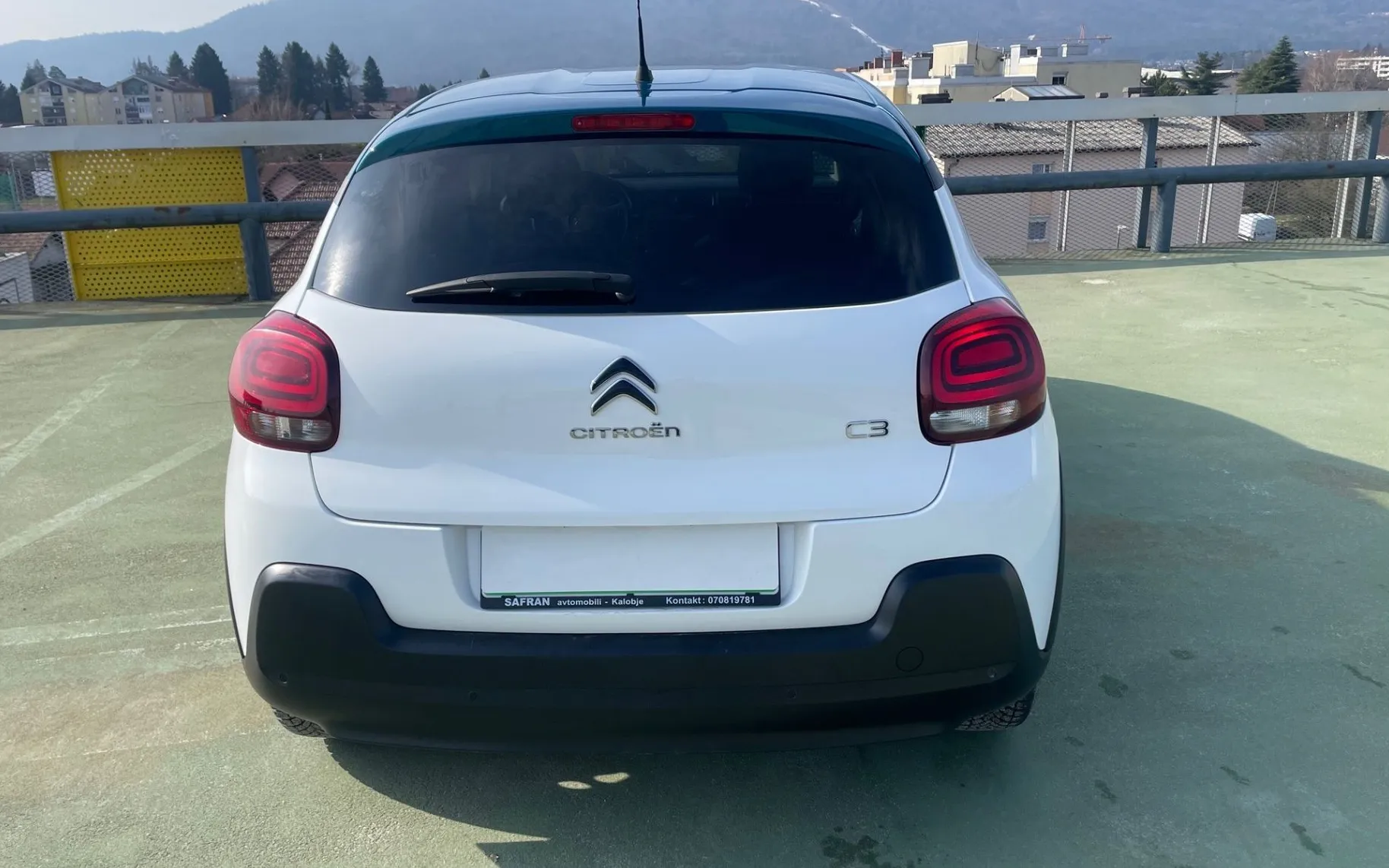 Zunanja slika - Citroën C3 - Feel PureTech SHINE 83 S S BVM NAVI.PDC.LED. - 6