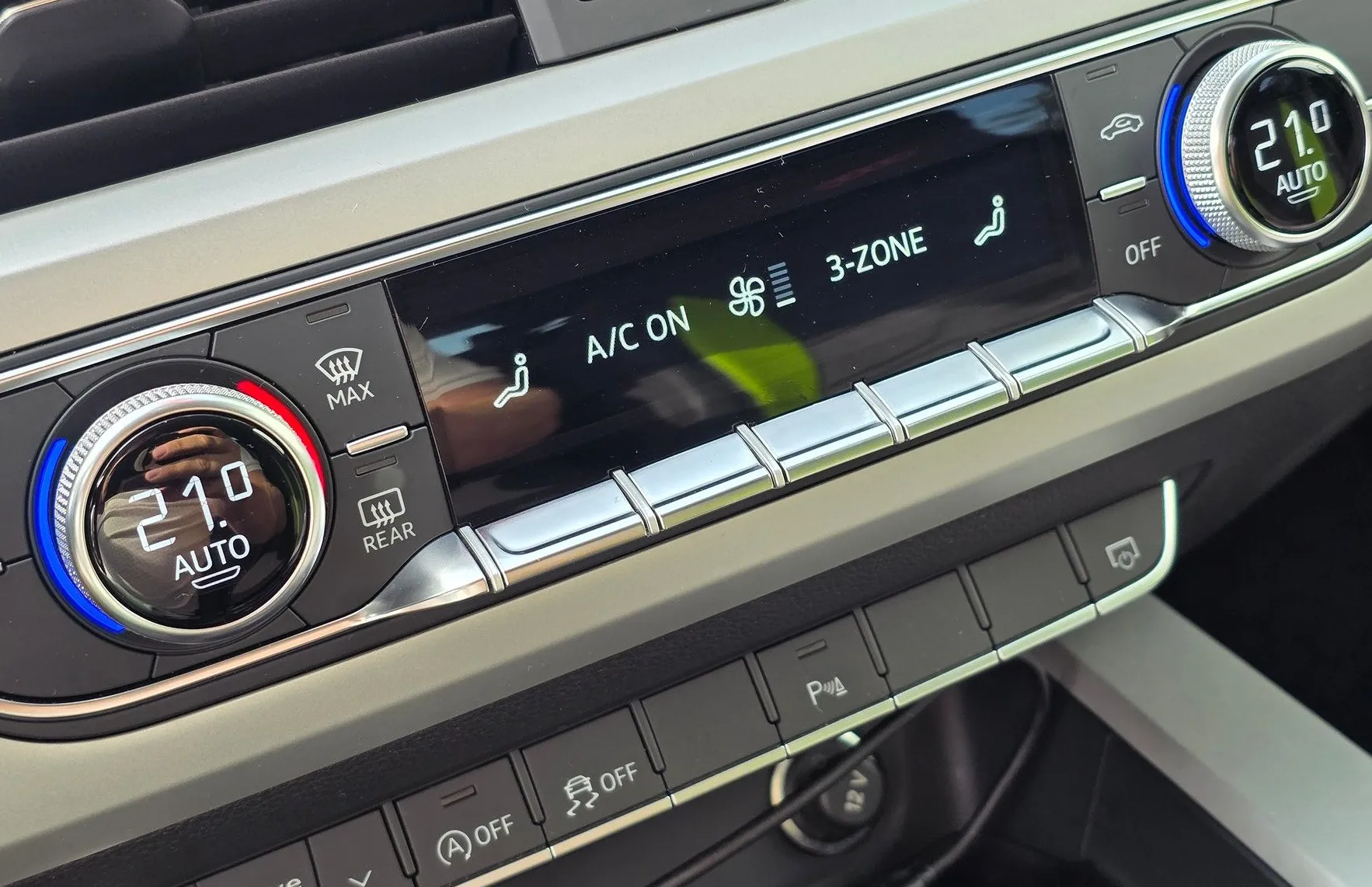 Zunanja slika - Audi A4 - Avant 35 TDI S-TRONIC LED-VIRTUAL-NAVI-ALU - 17