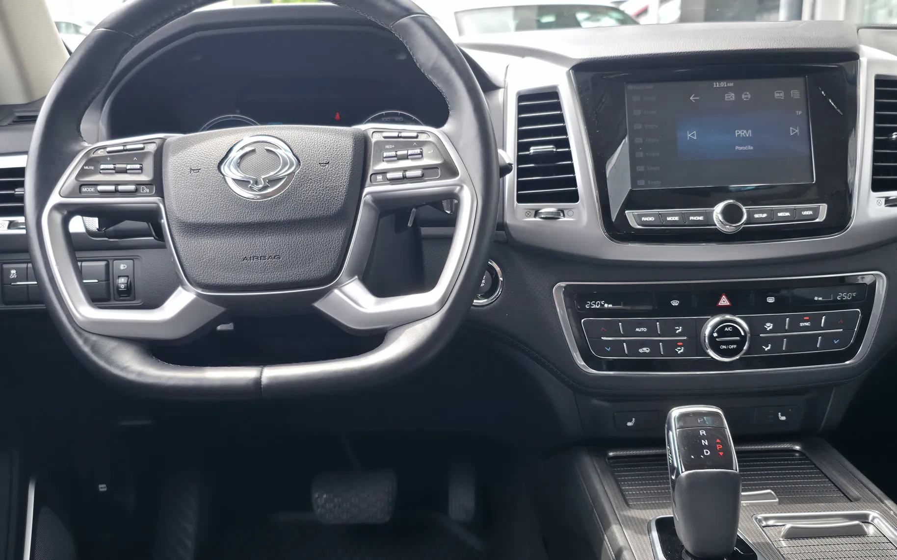 Zunanja slika - SsangYong Rexton - 2.2 XDI AWD ICON Avt. - 1