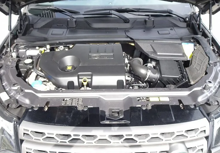 Zunanja slika - Land Rover Discovery Sport - 2.0 TD4 4WD Luxury Avt. PANORAMA FINANCIRANJE - 12