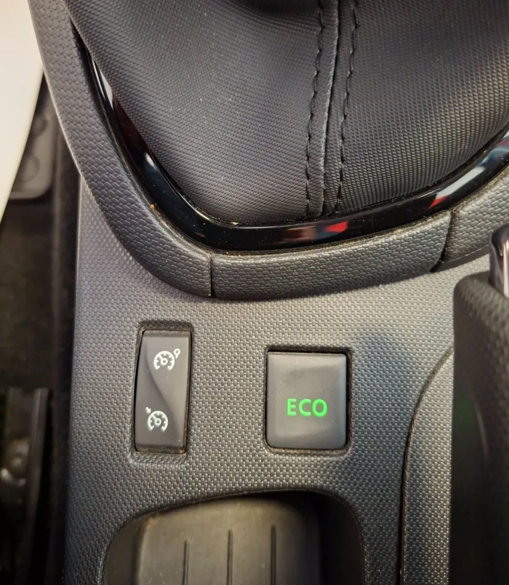 Zunanja slika - Renault Clio - TCe 90 Energy Expression Start Stop-LED-NAVI- - 14