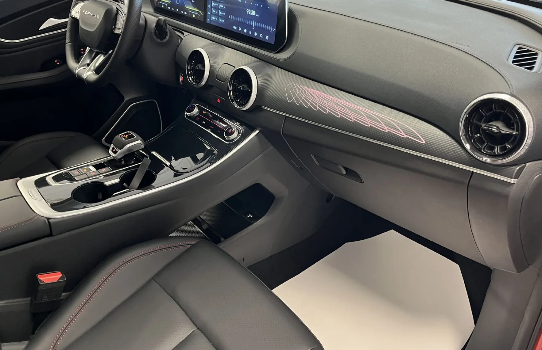 Zunanja slika - Forthing Forthing T5 EVO - T5 Evo 1.5 T-GDI LUXURY - NA ZALOGI - my 2025 - - 9