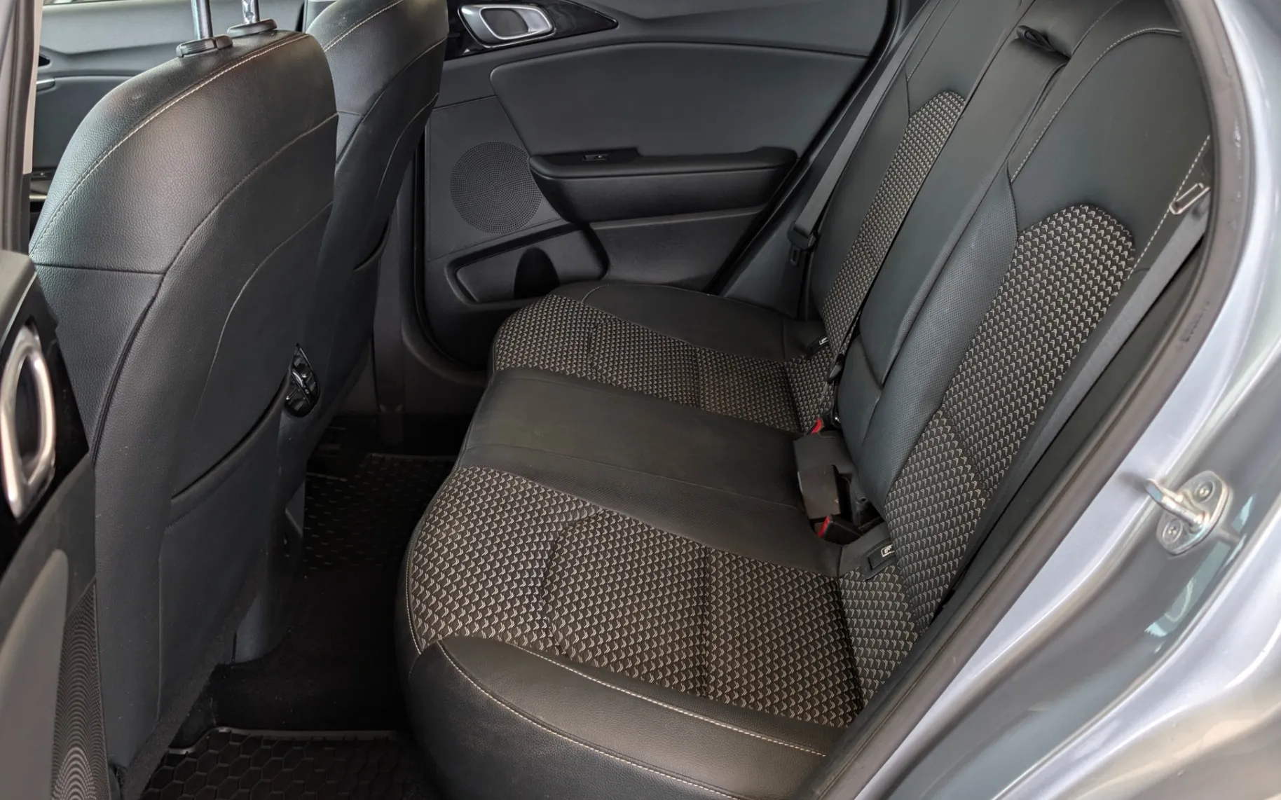 Zunanja slika - KIA XCeed - 1.5 T-GDI EX Way ISG DCT - 12