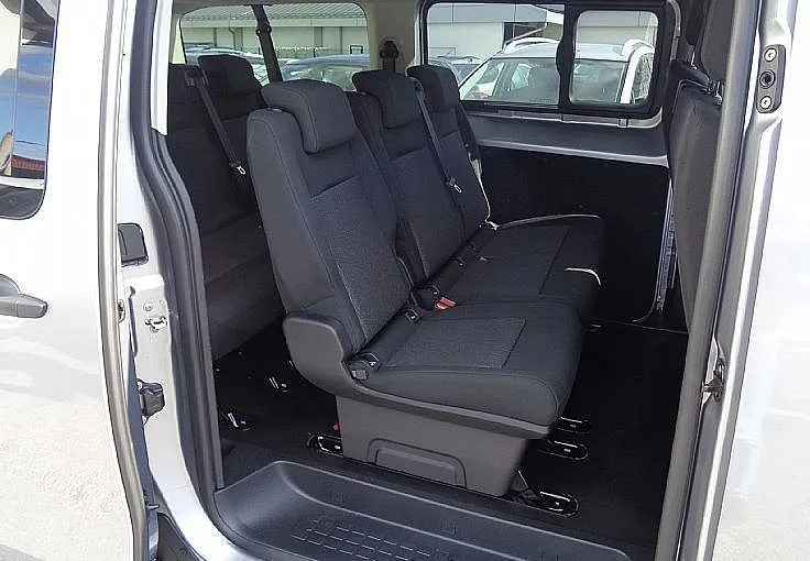 Zunanja slika - Opel Zafira - VIVARO L 2.2CDTI 180KM AVT. 9 SEDEŽEV - NA ZALOGI - 8