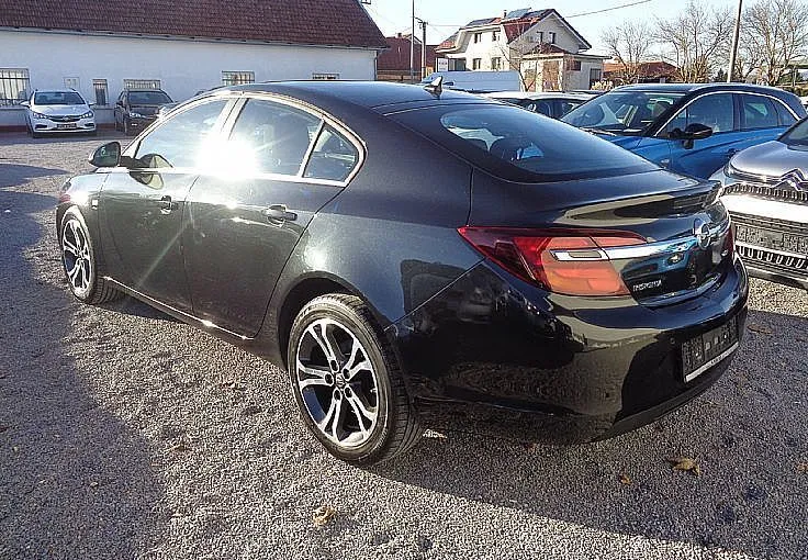 Zunanja slika - Opel Insignia - 1.6 CDTI 136KM - SLO poreklo-KOMPLET SERVISIRANO - 4