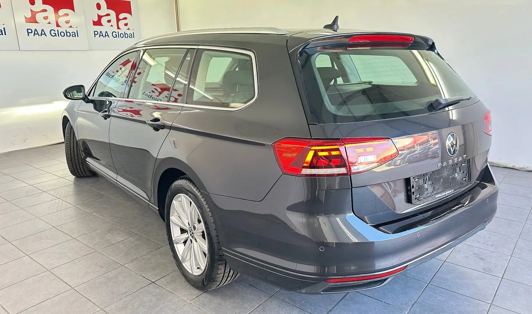 Zunanja slika - Volkswagen Passat - 2.0 TDI BMT SCR Business DSG.KAMERA.ACC.117.000 KM - 19