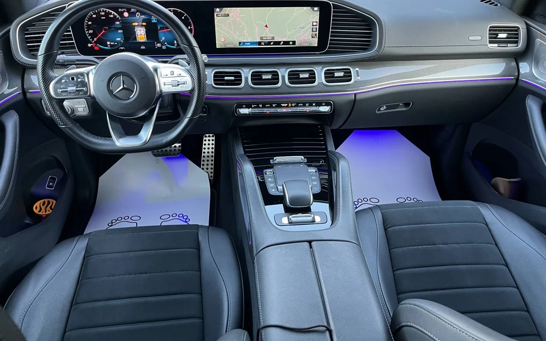 Notranja slika - Mercedes-Benz GLE coupe - 400 d 4MATIC AMG Line Avt.-1 LASTNICA- - 7