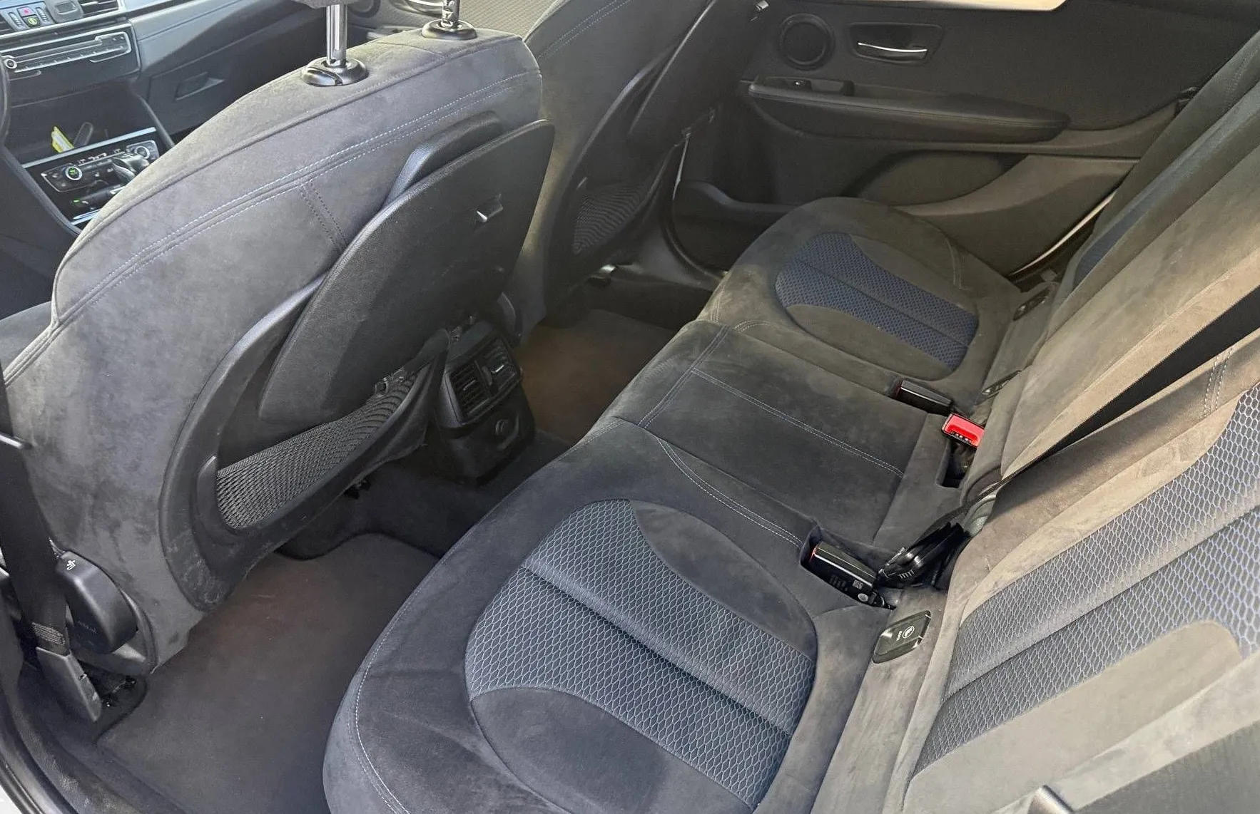 Zunanja slika - BMW Serija 2 - Gran Tourer: 220d M SPORT PAKET LED PDC NAVI TEMPOMAT GR - 18