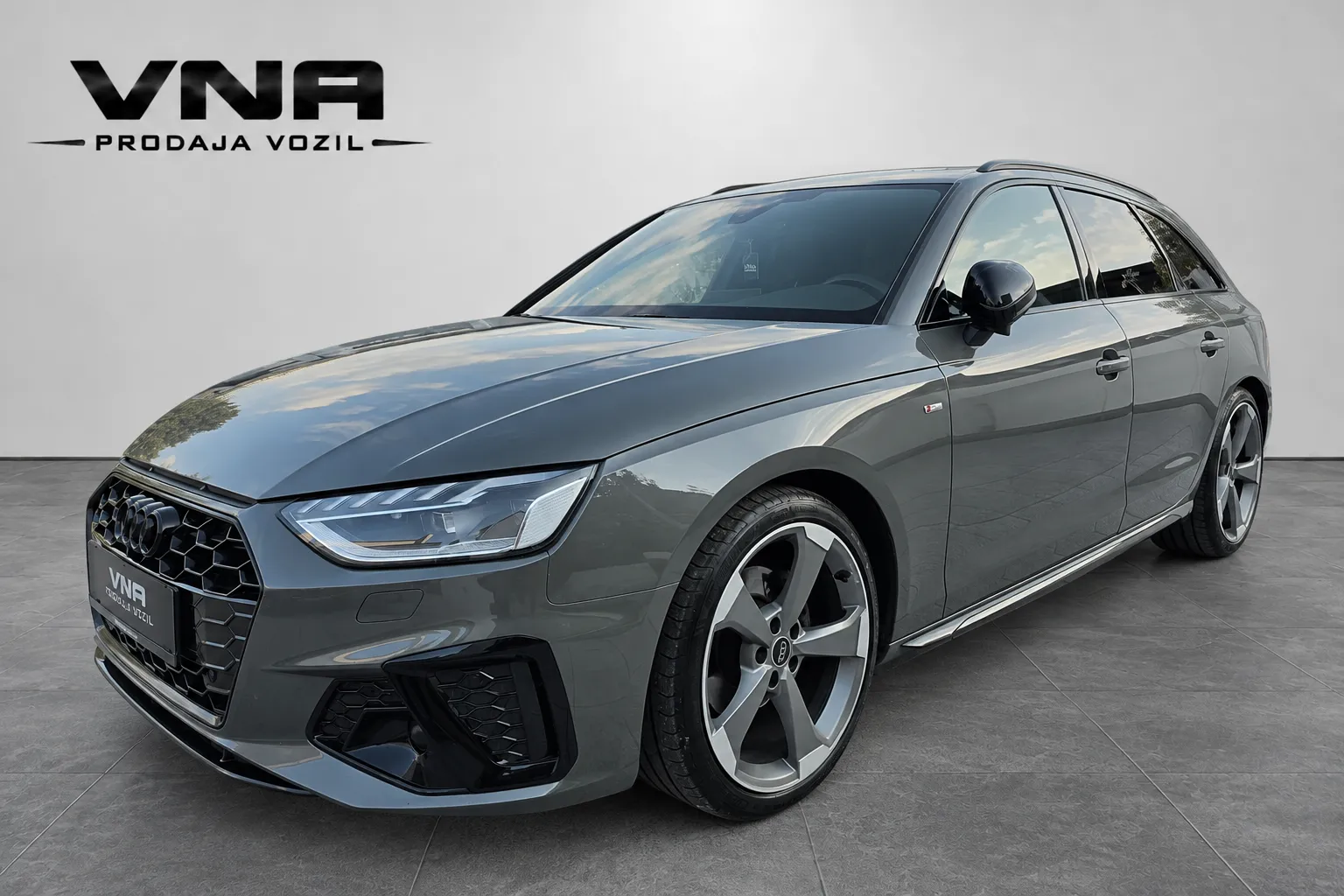 Zunanja slika - Audi A4 Avant - 35 TFSI S-LINE |VIRTUAL|B O|MATRIX|RADAR|KLJUKA| - 1
