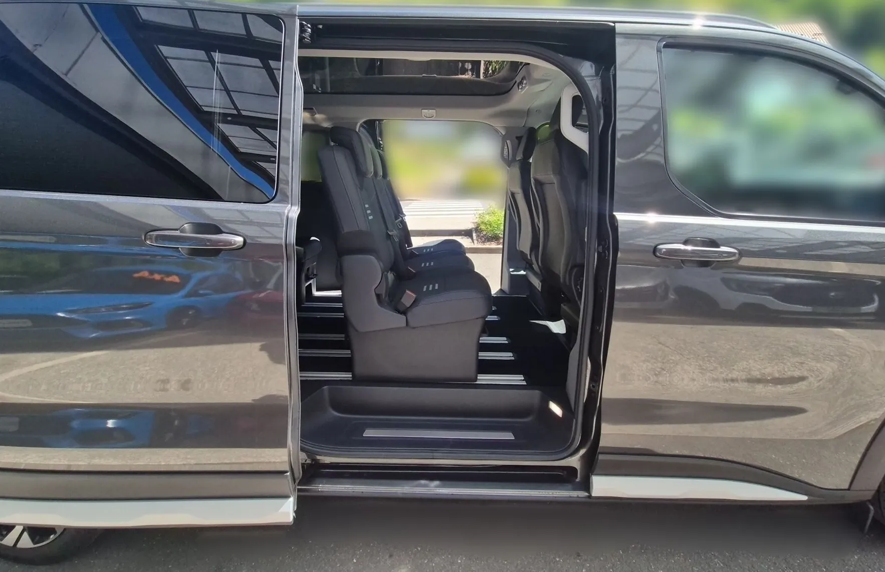 Zunanja slika - Ford Tourneo - Custom ACTIVE 2.0 170PS A8 L2 AWD-ZALOGA - 14