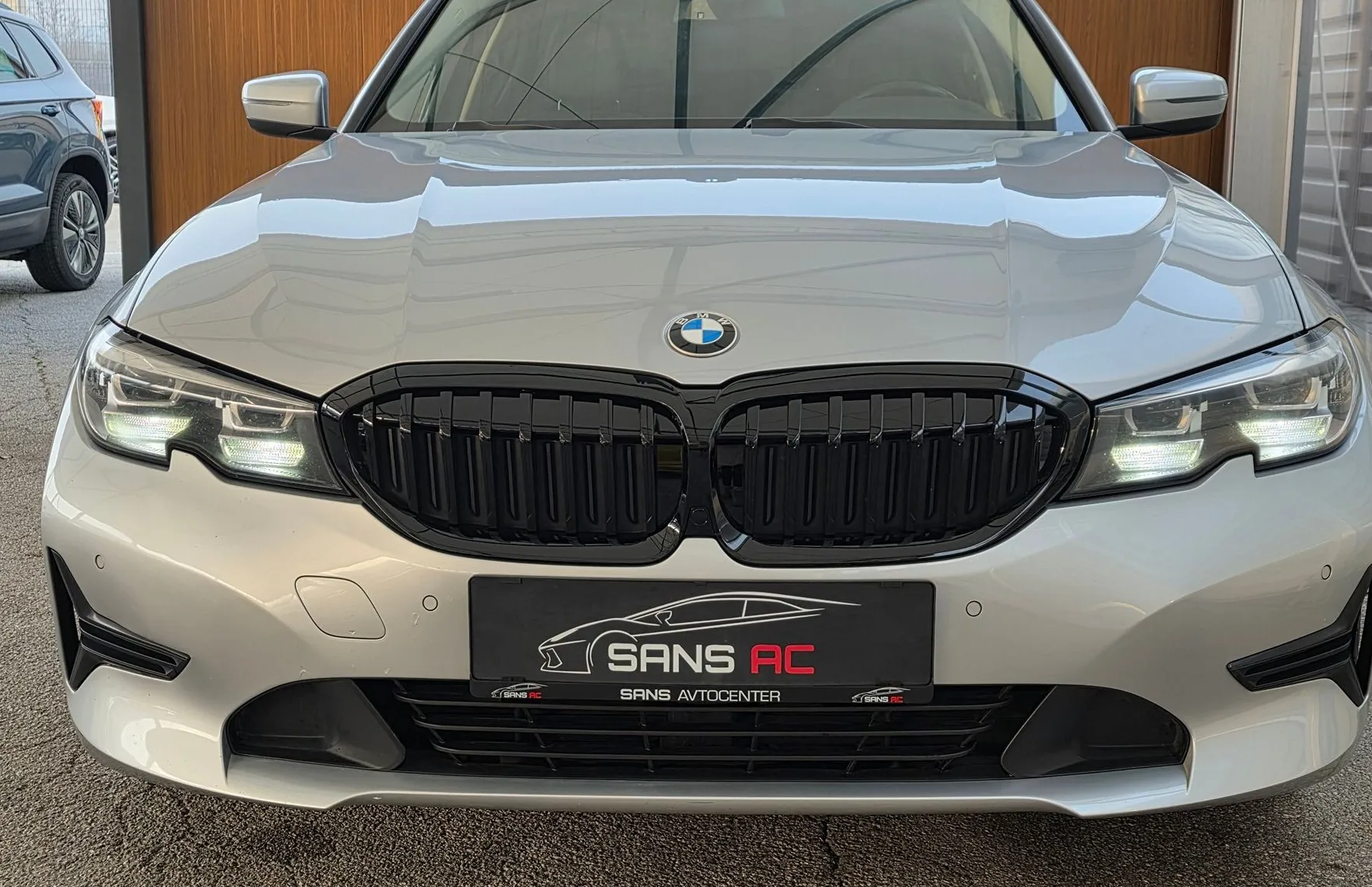Zunanja slika - BMW Serija 3 - : 318d - LINE ASSIST - USNJE - FUL LED - TEMPOM4T - 2