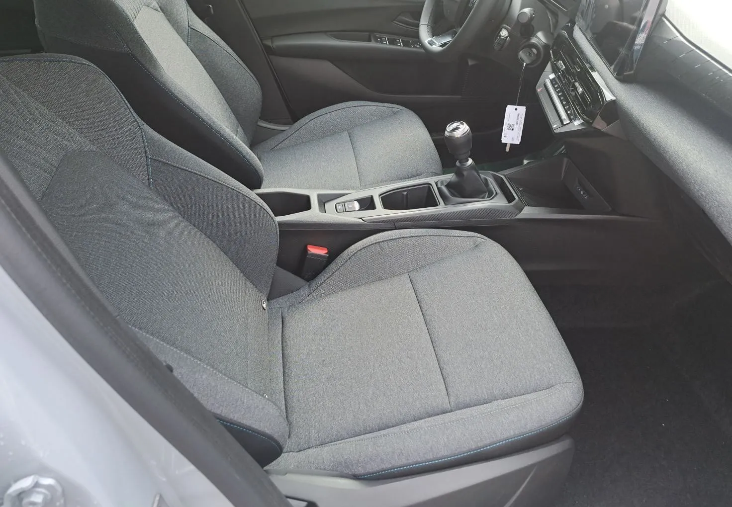 Zunanja slika - Renault Clio - evolution TCE 115 +bon za zimske gume - 12