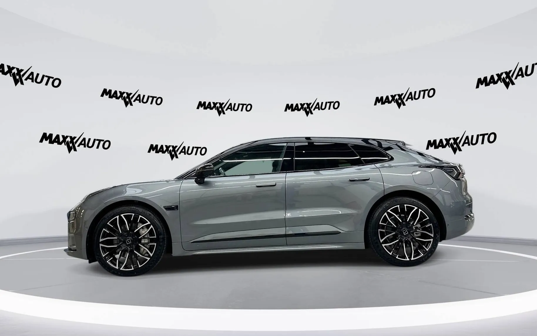 Notranja slika - Zeekr 001 - Privilege AWD - 8
