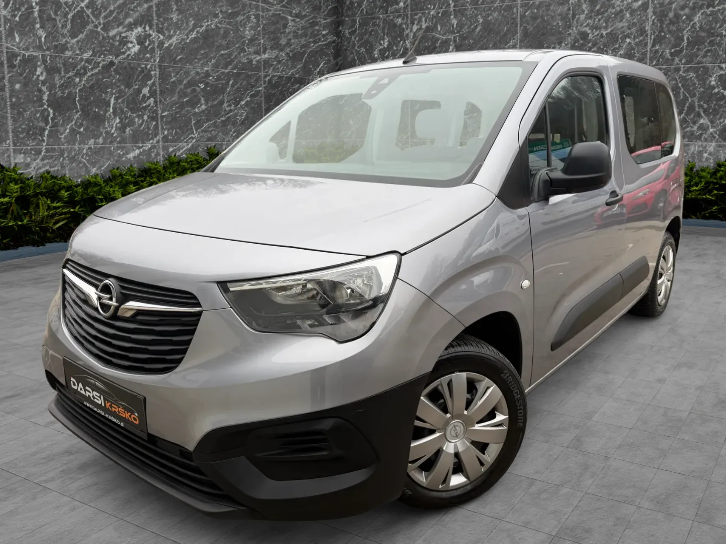 Zunanja slika - Opel Combo - Life 1,2 L1H1 Enjoy Start/Stop - 2