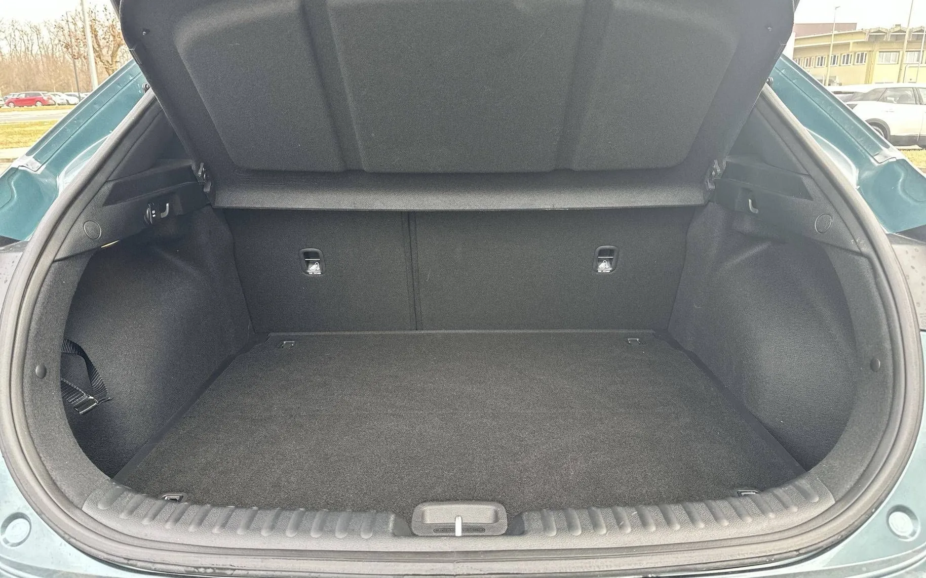 Notranja slika - KIA XCeed - 1.5 T-GDi EX WAY 7DCT - 12