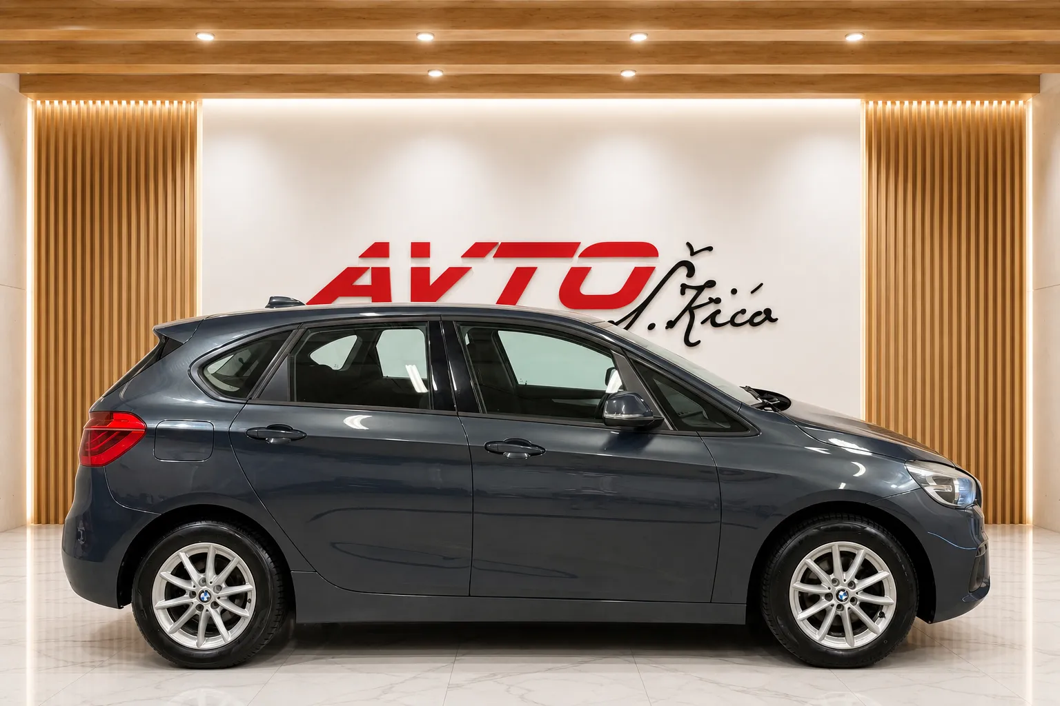 Zunanja slika - BMW serija 2 Active Tourer: - 216d-TEMPOMAT-NAVIGACIJA-PDC-LED-ALU... - 12