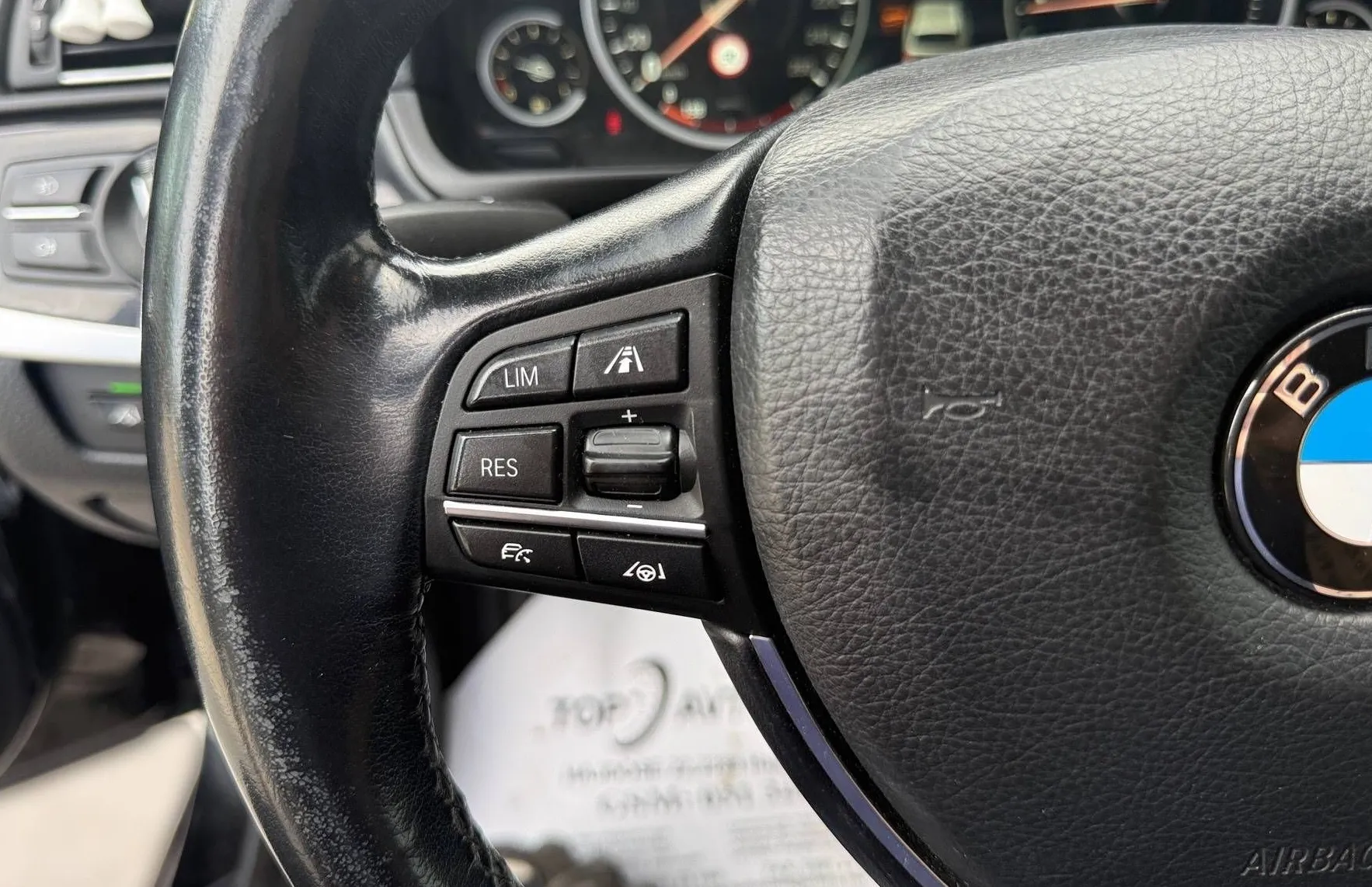 Zunanja slika - BMW Serija 5 - Touring: 525d M PAKET BI-XENON RADAR NAVI PDC KAMERA TOP - 17