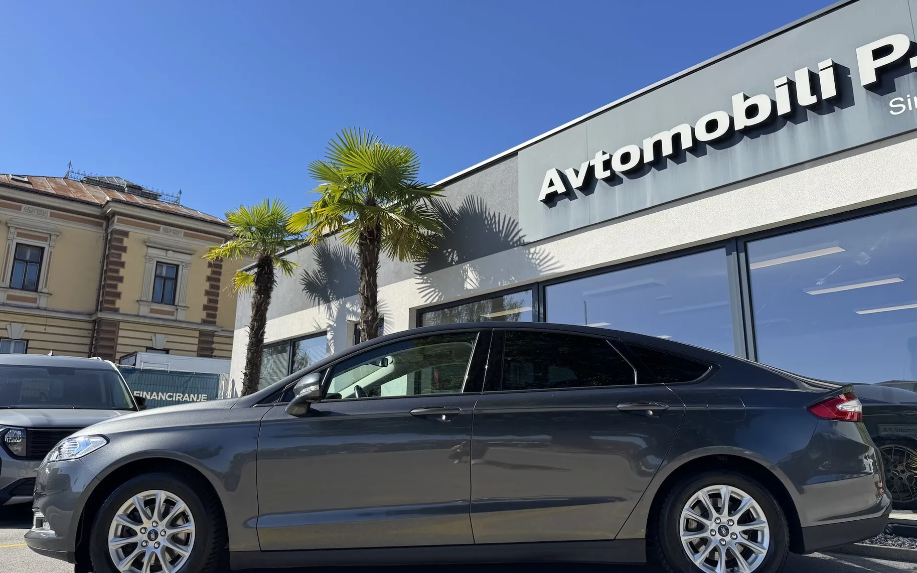 Zunanja slika - Ford Mondeo - 1.5 EcoBoost TREND 1.LASTNIK SLO NAKUP NA OBROKE - 4