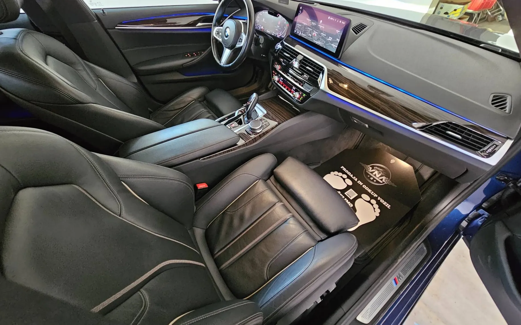 Notranja slika - BMW serija 5: - 530d xDrive M-OPTIC |AERO|VIRTUAL|KAMERA|RADAR|A20 - 9