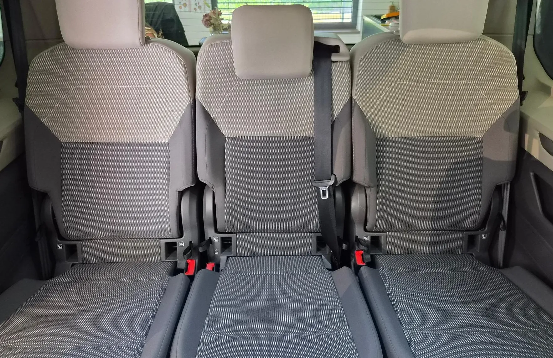 Zunanja slika - VW Multivan - T7 2.0 TDI REZERVIRANO|LED|ACC|MRTVI KOT|VIRTUAL - 11