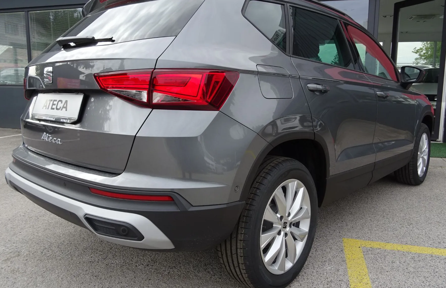 Zunanja slika - Seat Ateca - 1.5 TSI 110 KW STYLE EDITION DSG - 4