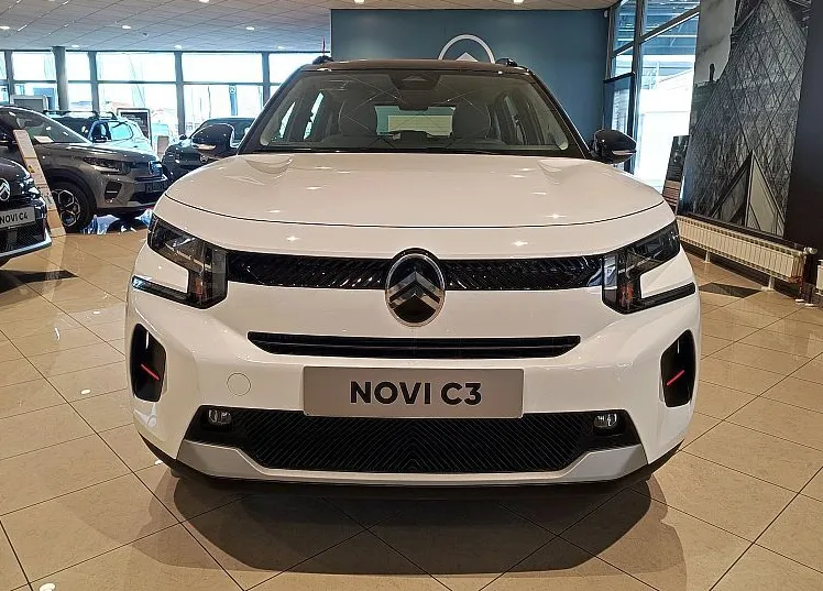 Zunanja slika - Citroën C3 - Plus Turbo 100 BVM6 + paket Zima NHFX - 2