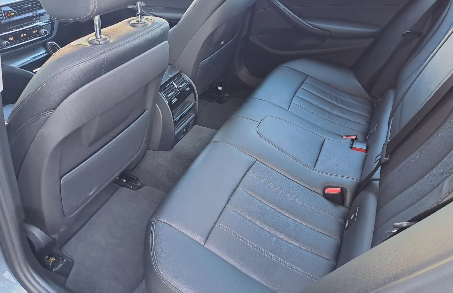 Zunanja slika - BMW Serija 5 - Touring: 520d xdrive - 6