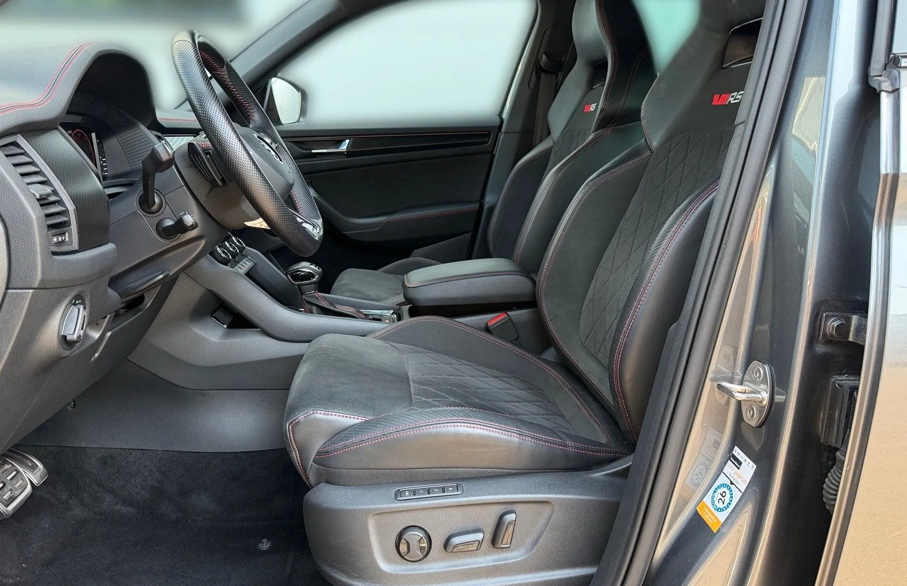 Zunanja slika - Škoda Kodiaq - 4x4 2.0 TSI RS DSG - 7