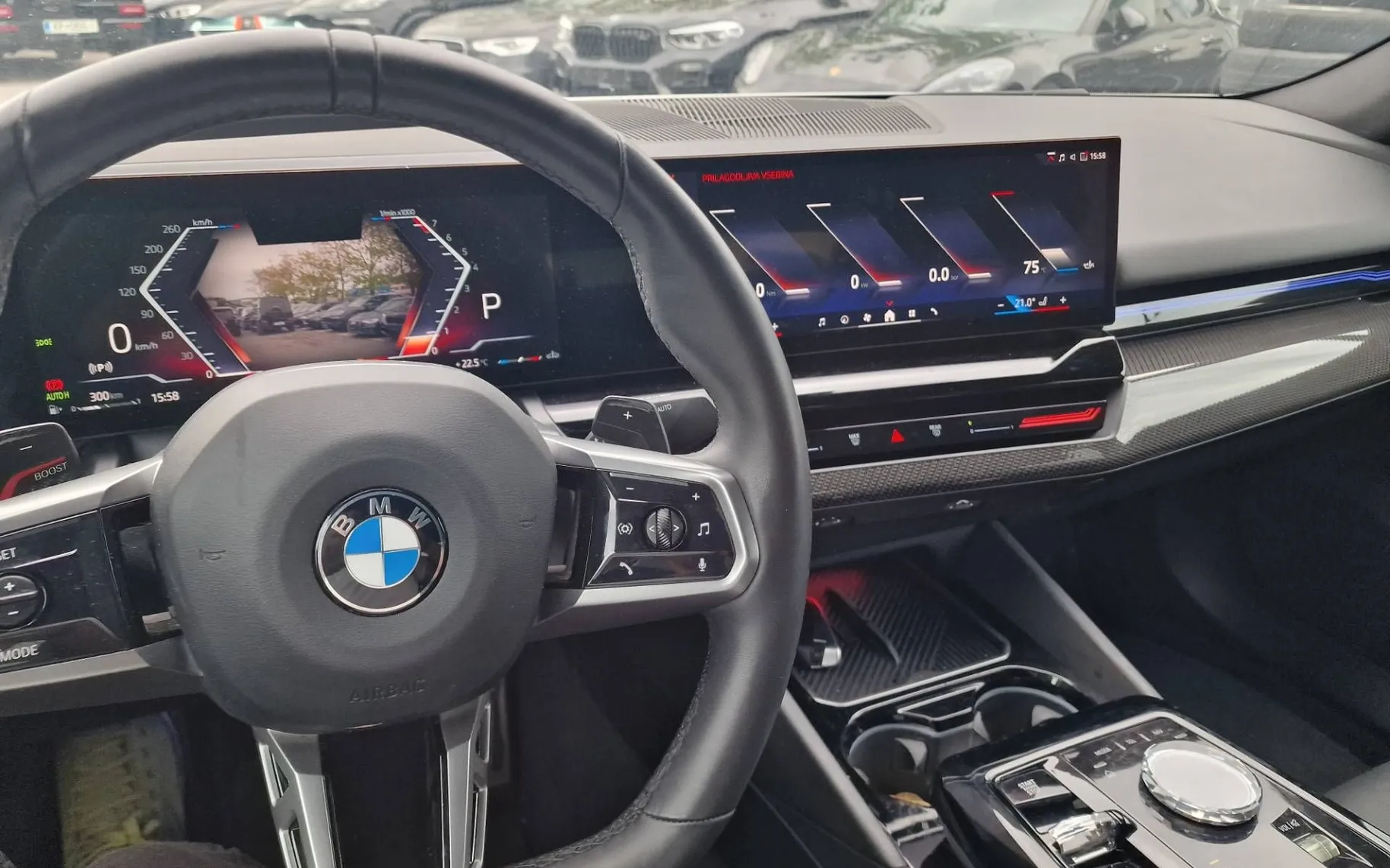 Notranja slika - BMW serija 5: - 520i Avt. M-SPORT POLOG 5600 - 10