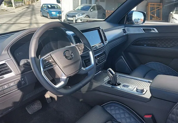 Zunanja slika - KG Mobility Rexton - 2.2 XDI DYNAMIC  18 . 4x4 A T - 7