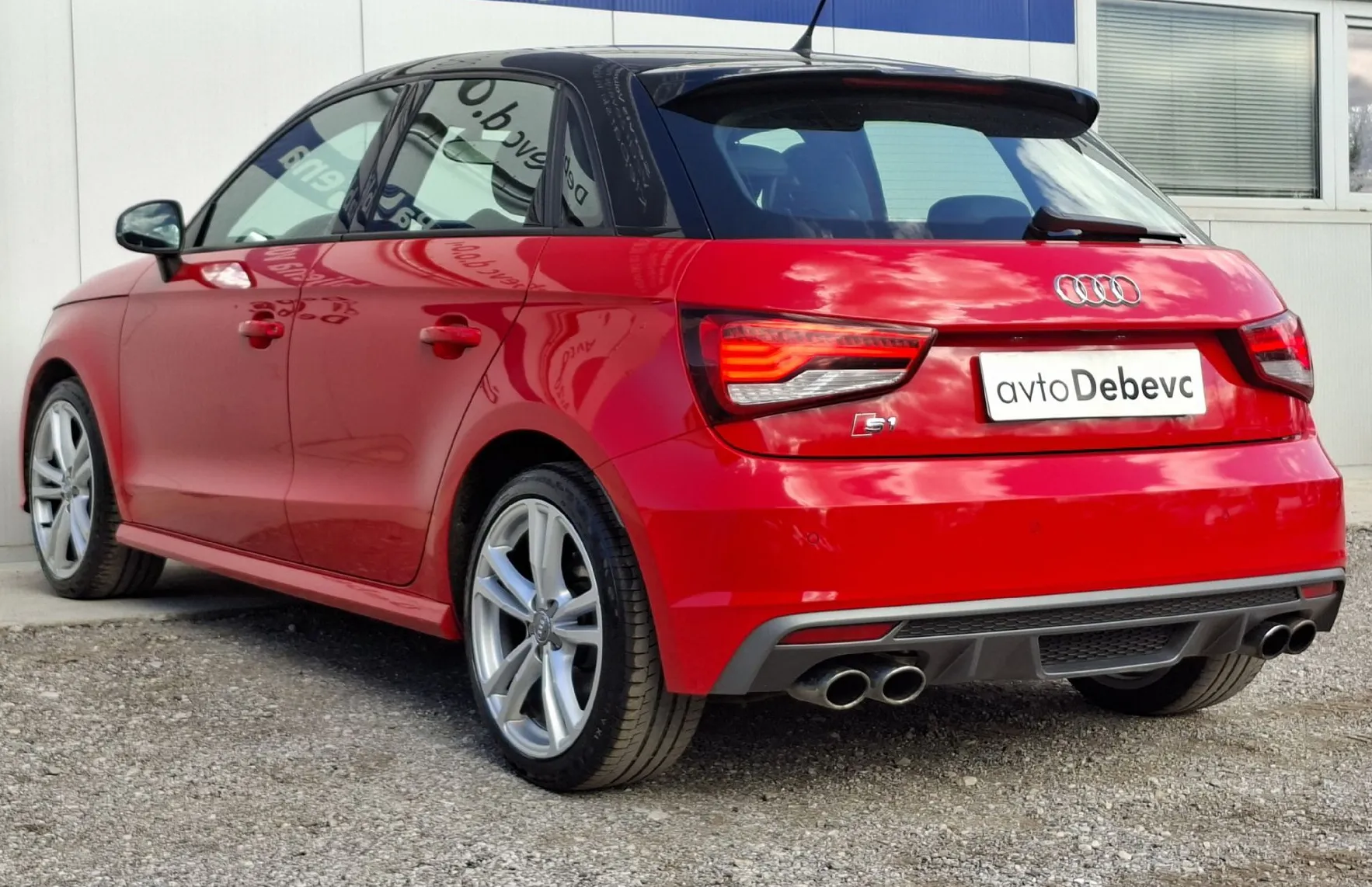 Zunanja slika - Audi S1 - 2.0 TFSI quattro - 6