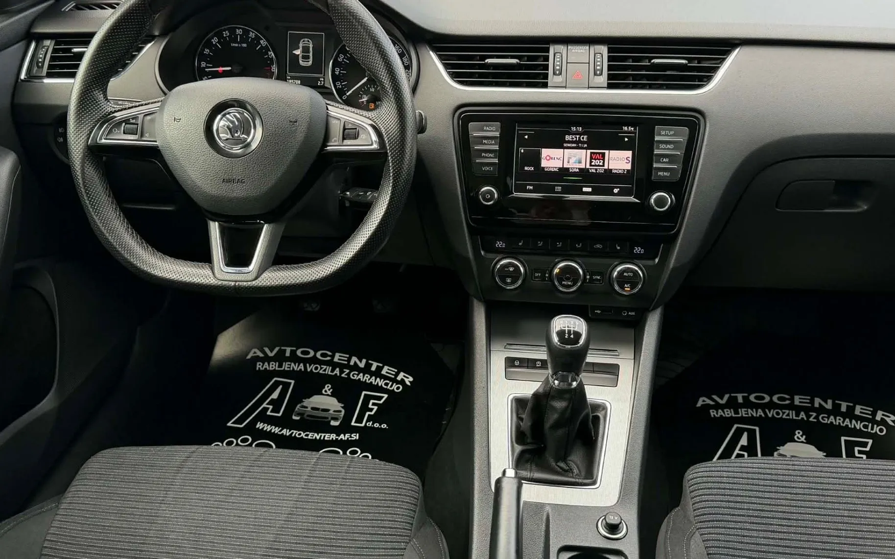 Zunanja slika - Škoda Octavia - 1.6 TDI-RS-185.000km-LIZING ZA TUJCE-ODLIČEN... - 9