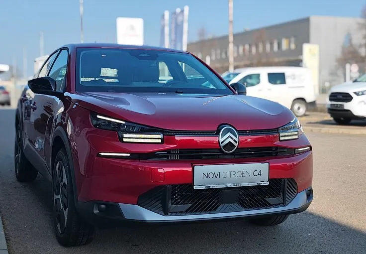 Zunanja slika - Citroën C4 - Plus Hibrid 145 avtomatik - 2