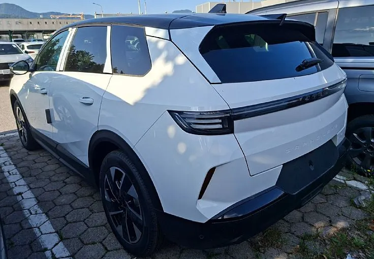 Zunanja slika - Opel Grandland - Elektro GS  73 kWh - 3