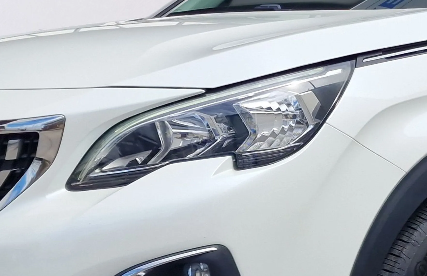 Zunanja slika - Peugeot 3008 - 1.6 HDI - 5