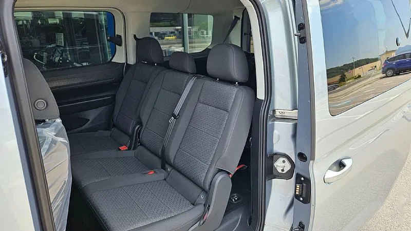 Zunanja slika - Ford Tourneo Connect - L2  2.0 TDCi EcoBlue Titanium Avt. - 6