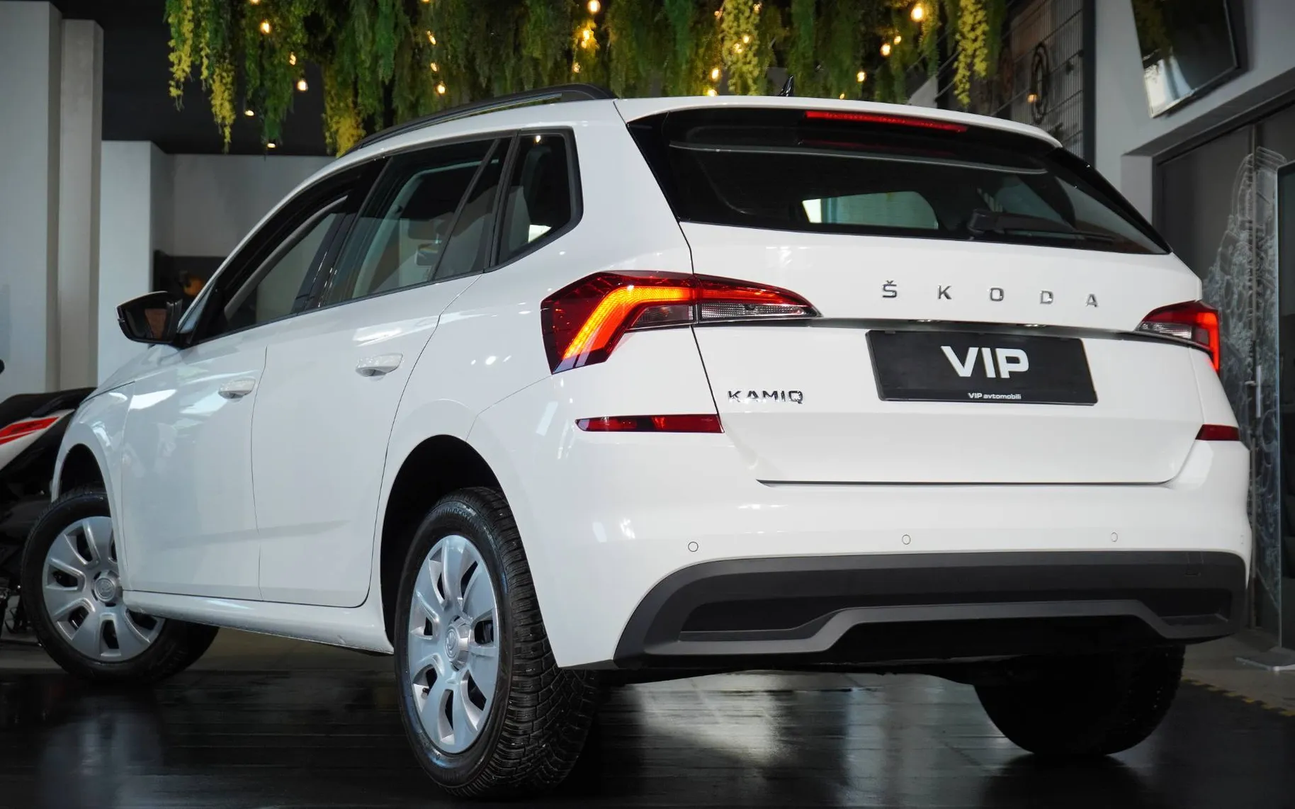 Zunanja slika - Škoda Kamiq - 1,0 TSI Active - 4