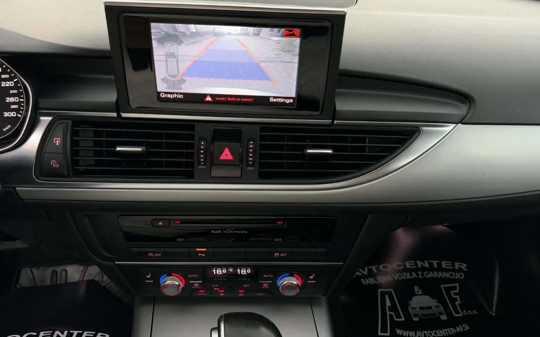 Notranja slika - Audi A6 Avant - 2.0 TDI ultra S-tronic - 10