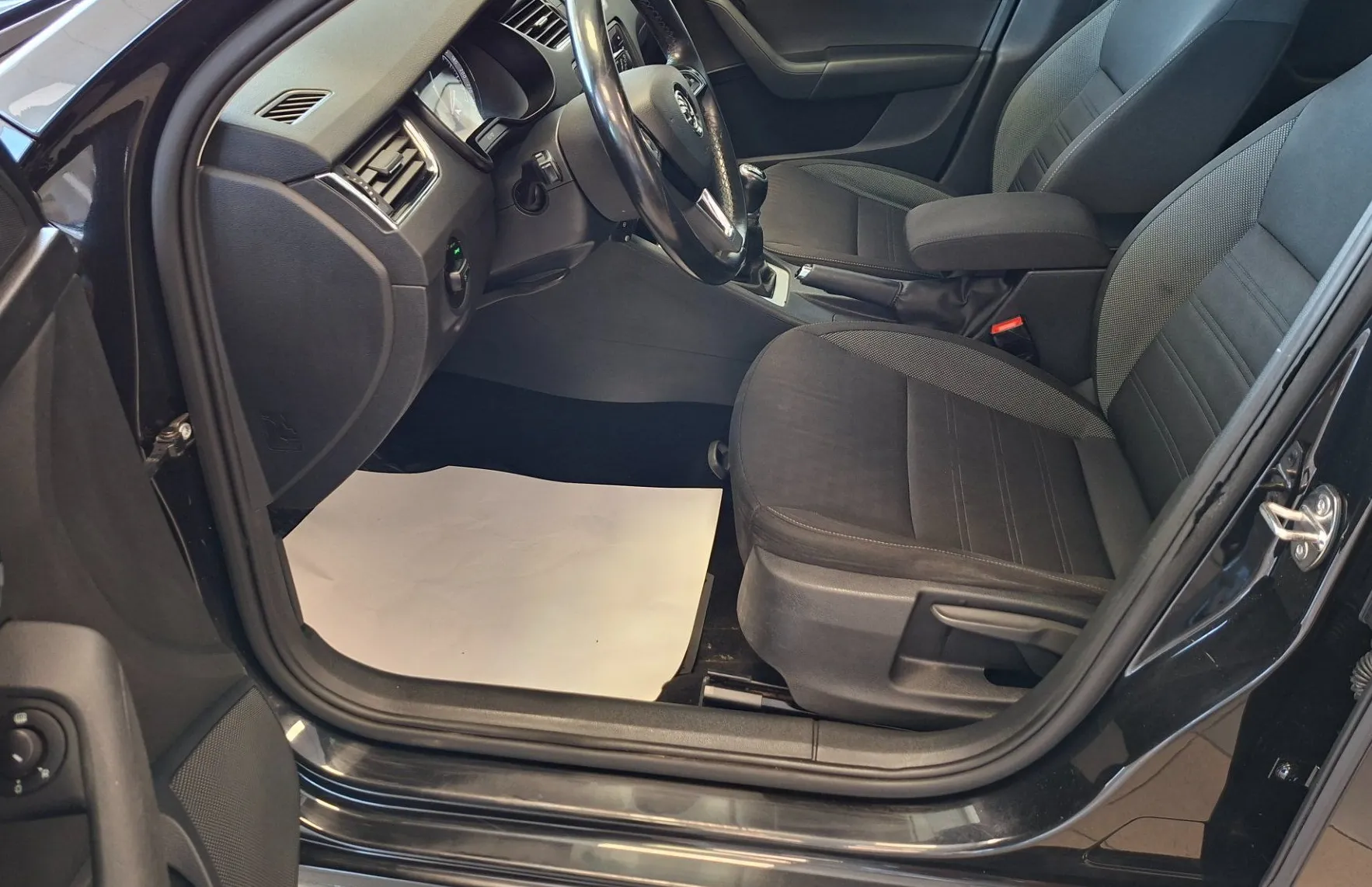 Zunanja slika - Škoda Octavia - Combi 1.0 TSI Family-LED-NAVI-PDC-ODLIČEN- - 15