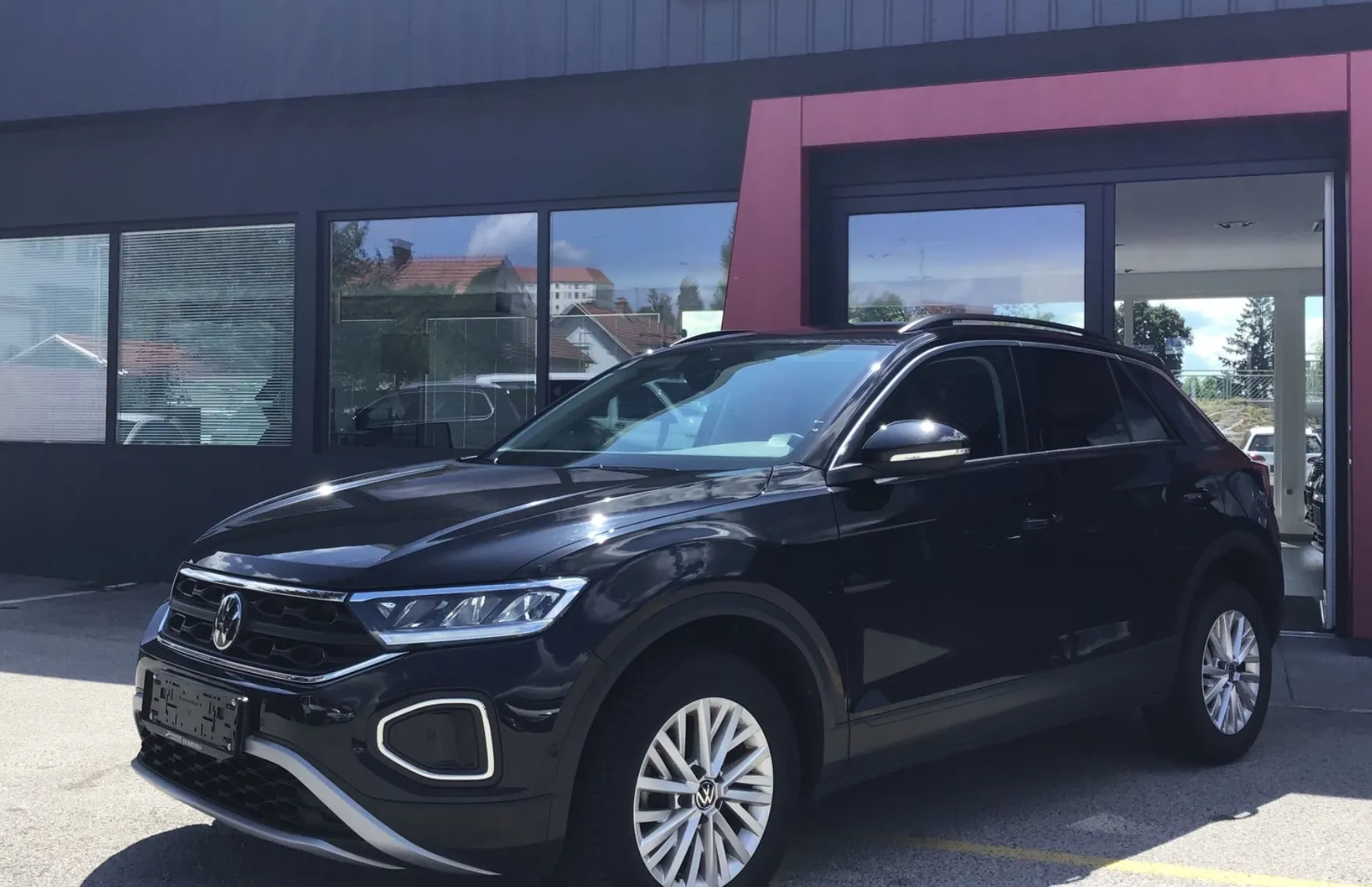 Zunanja slika - Volkswagen T-Roc - 1.0 TSI BMT Style - 1