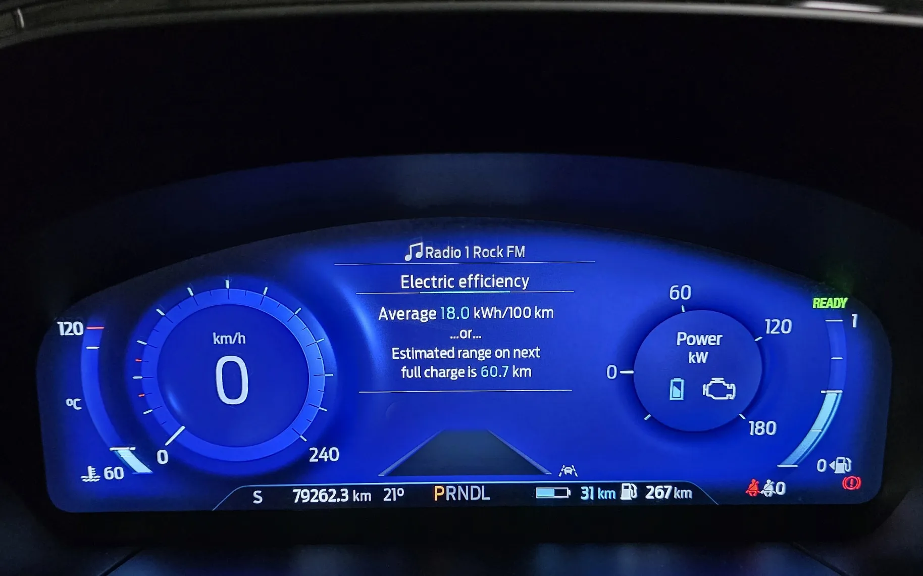 Zunanja slika - Ford Kuga - 2,5 Duratec PHEV ST-Line LED PDC VIRTUAL TEMP - 8